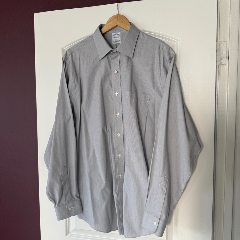 Brooks Brothers Regent fit Brown micro stripe long sleeve XL 17-36, used